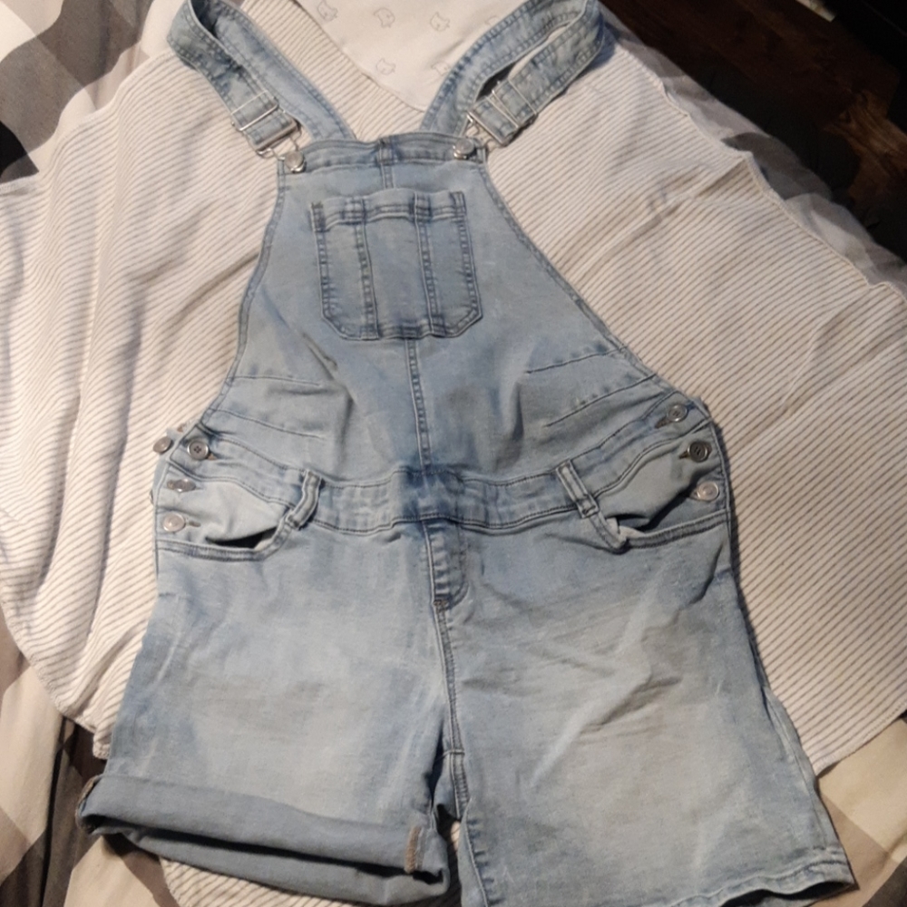 Thyme maternity overalls size XS